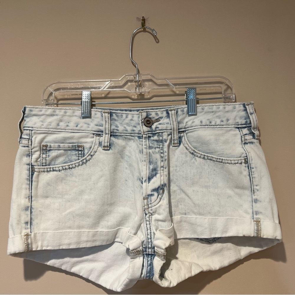 Light blue jean Hollister shorts